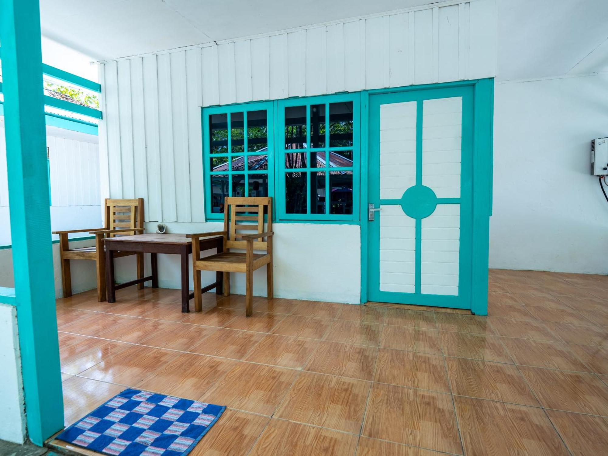 Scuba Republic Beach Bungalows Tapokreng Exterior photo