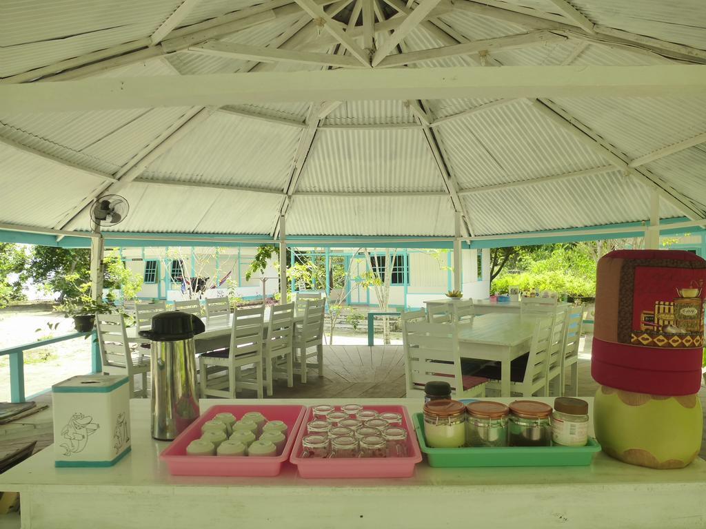 Scuba Republic Beach Bungalows Tapokreng Exterior photo