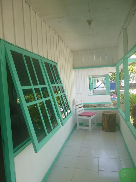 Scuba Republic Beach Bungalows Tapokreng Exterior photo